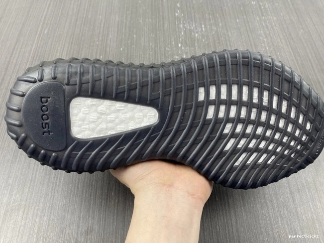 Black Yeezy Adidas V2 350 Core White Boost BY1604 0730